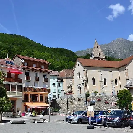 Maison De Montagne